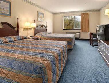 Super 8 By Wyndham Perry Hotel Kültér fotó